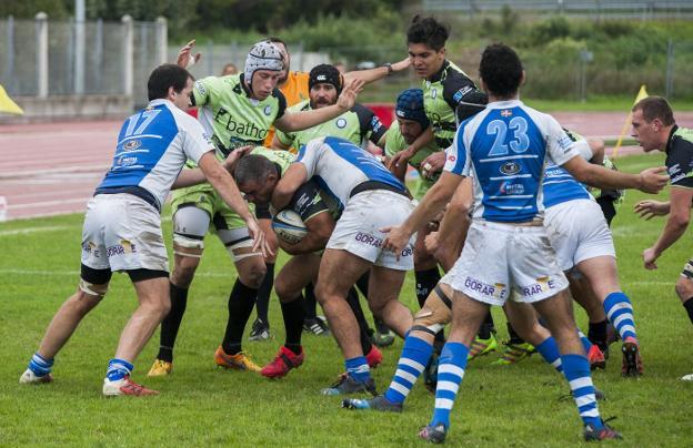 El Bathco gana su carrera de fondo