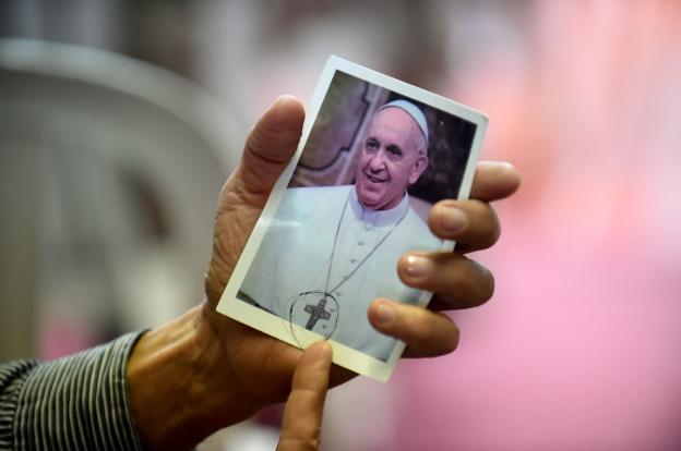 Un Papa entre el cielo y el purgatorio