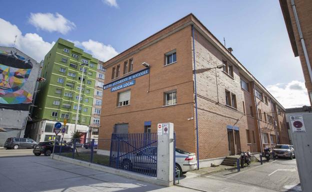 El Defensor del Pueblo advierte de algunas deficiencias en tres dependencias policiales