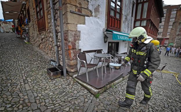 Se quema la cocina de la Taberna El Siglo de Comillas
