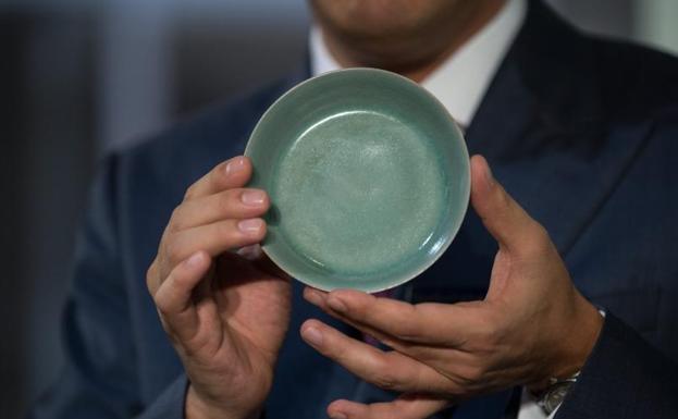 Un cuenco de porcelana china se subasta por 32 millones de euros