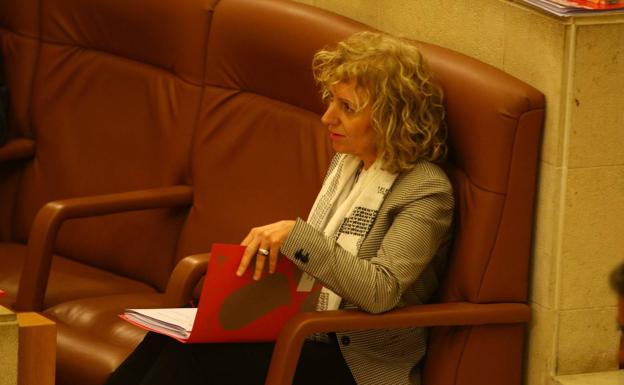 Tezanos reitera que no hará ceses y emplaza a Zuloaga a decidir sobre su continuidad