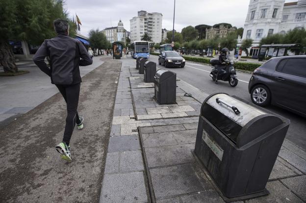 Los viejos contenedores soterrados serán sustituidos a partir de este mes