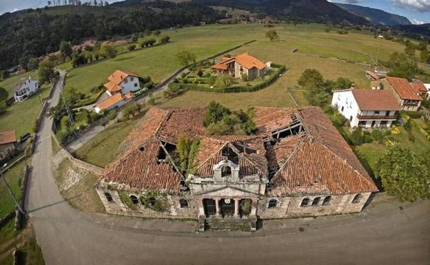 Los vecinos de Terán vuelven a alertar del abandono de las escuelas