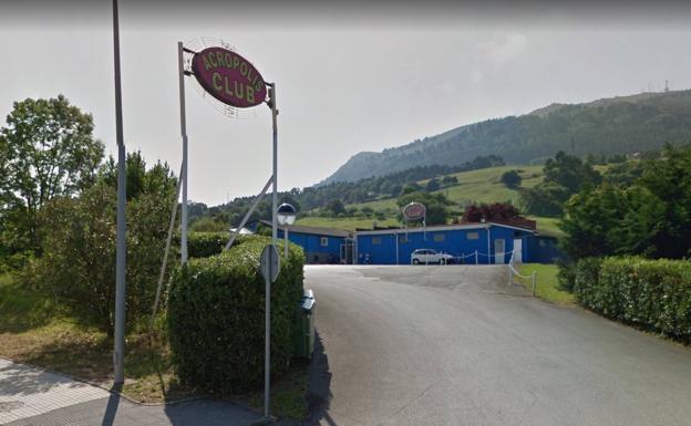 Detenidas las dueñas y el administrador del club Acrópolis por no dar de alta a más de medio centenar de trabajadores