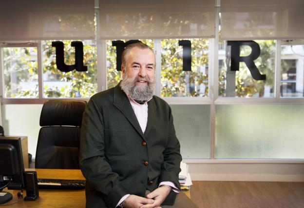 «La escuela está obsesionada en fomentar la igualdad en lugar de la equidad»