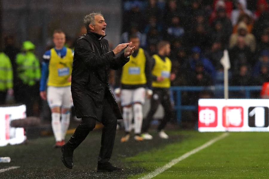 Derrota histórica del Manchester United en Huddersfield