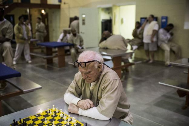 Jubilados entre rejas