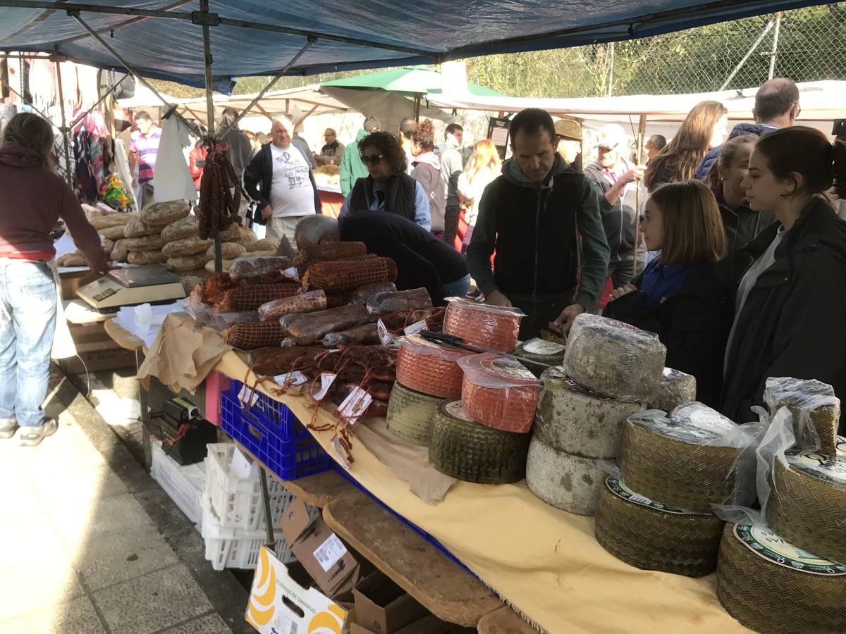 Arredondo cumple con la tradición de Todos los Santos