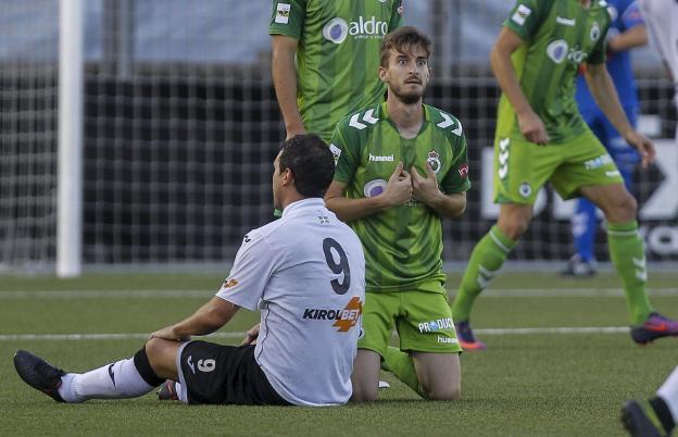 Quique Rivero y César Díaz, dudas para el domingo, se suman a la enfermería