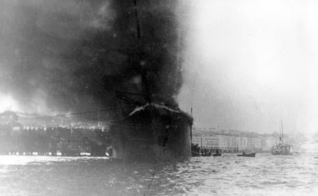 Santander conmemora el 124 aniversario de la explosión del Cabo Machichaco