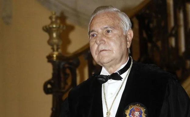 Fallece el expresidente del Tribunal Supremo y del CGPJ Carlos Dívar