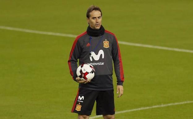 Lopetegui: «Si miramos al colectivo, se mejoran las individualidades»