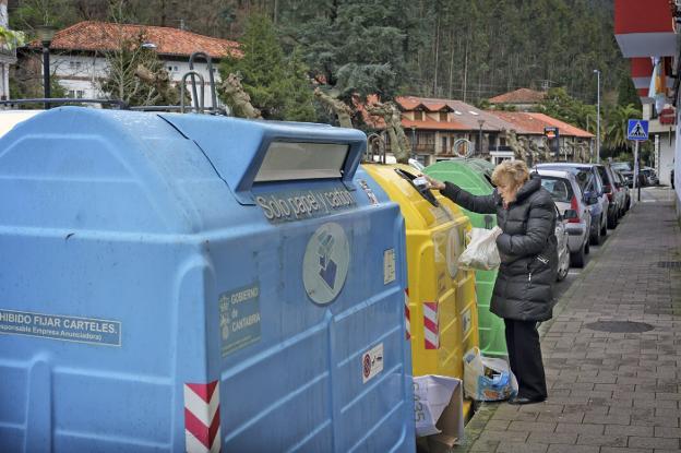 Cabezón conciencia sobre el reciclaje