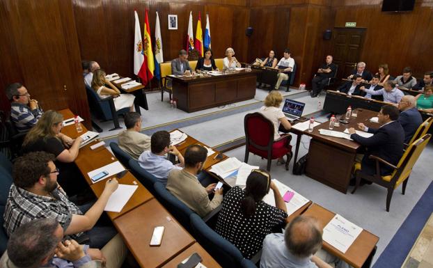 El PP concentra en un único día los debates más importantes del año: Presupuestos y Plan General