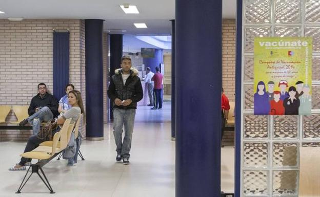 Cantabria pierde médicos de familia tras las oposiciones de comunidades vecinas