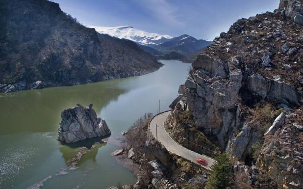 Medio Rural ordena el sacrificio de las cabras «incontroladas» del desfiladero de La Lastra