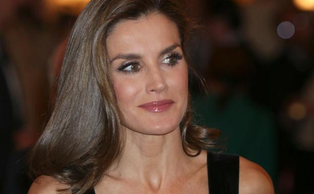 Letizia estrena el vestido más atrevido del año