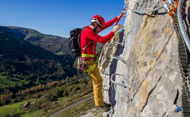 Turismo vertical en Liérganes