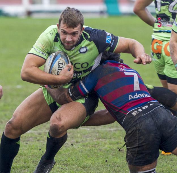 El Bathco naufraga en La Albericia ante un sólido Eibar