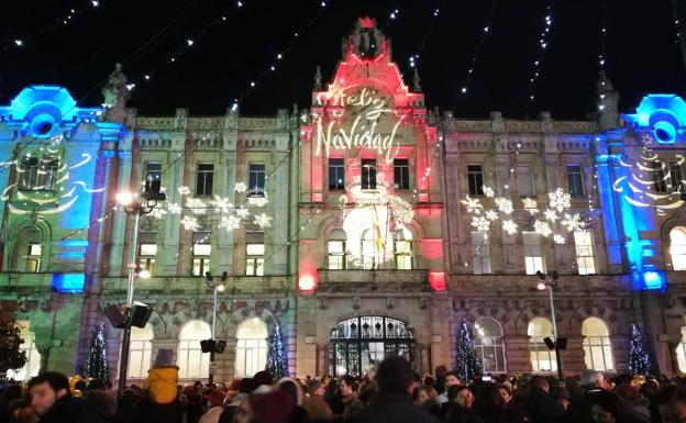 Casi 200 horas de luces navideñas para Santander