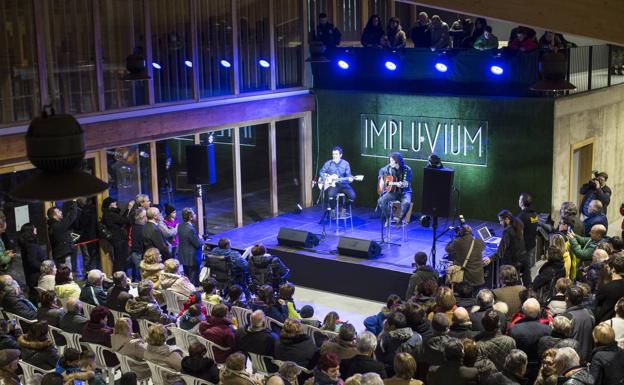 El Impluvium ya ilumina Reinosa