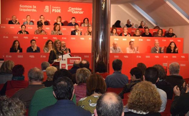 El sector afín a Tezanos lamenta el «rupturismo» de Zuloaga y que éste no busque la unidad