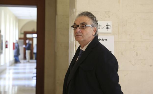 El juicio contra Ángel Lavín, aplazado hasta marzo