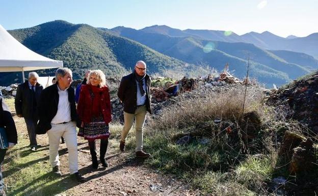 Díaz Tezanos afirma que la clausura del vertedero de Potes «cumple un compromiso con la comarca de Liébana»