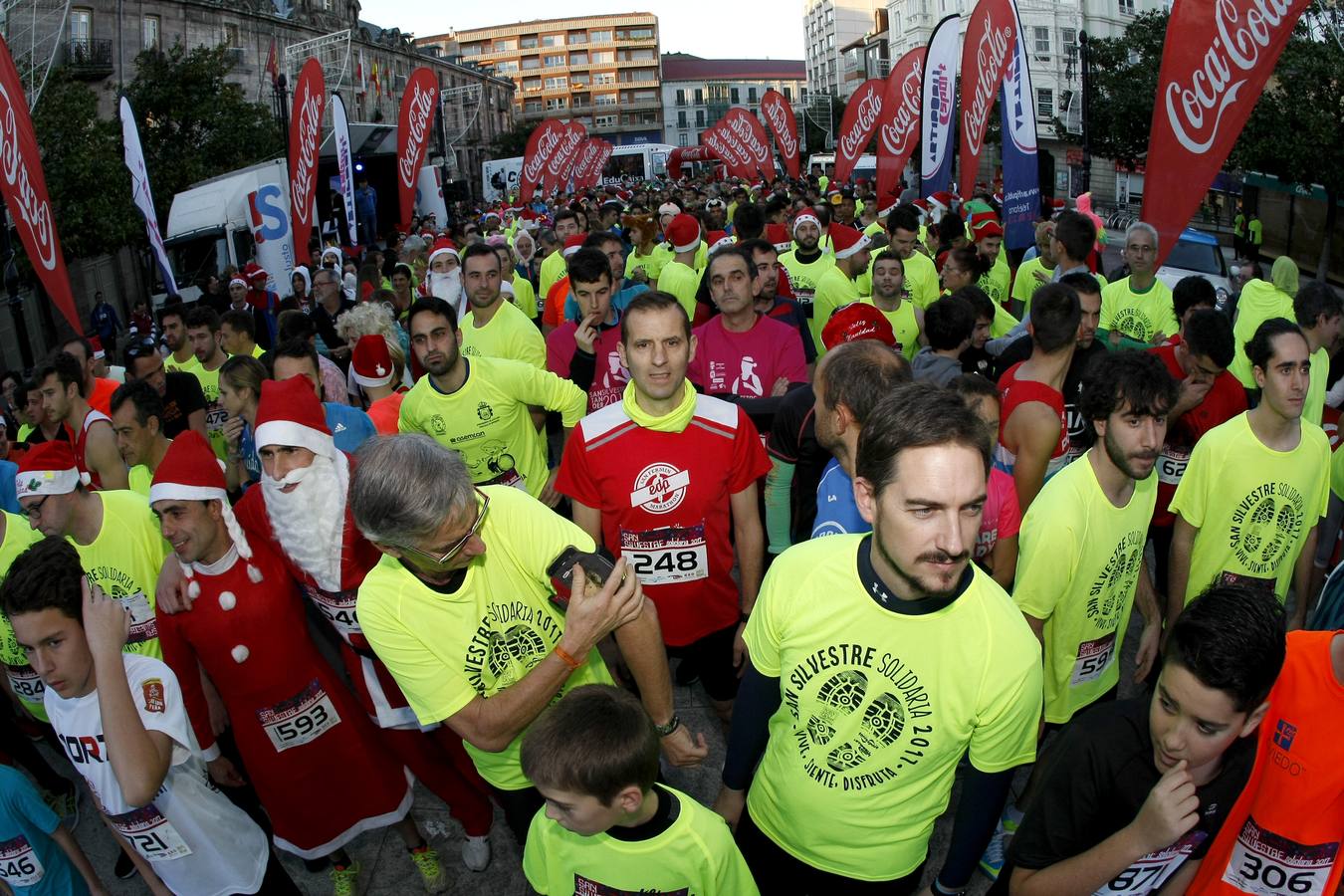 2.000 personas se vuelcan con la San Silvestre Solidaria de Torrelavega