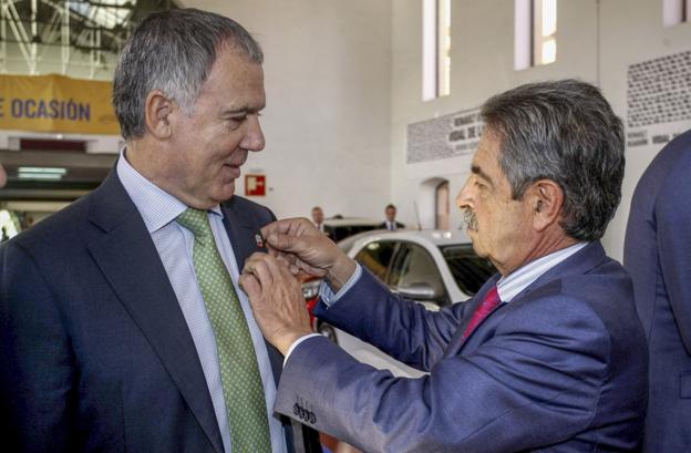 Vidal de la Peña echa un órdago al Gobierno y prepara su propio plan de desarrollo