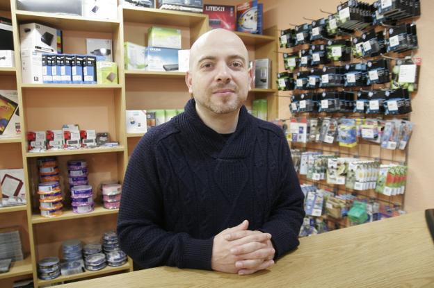«Crear un negocio en Laredo es muy difícil por las trabas de los técnicos»
