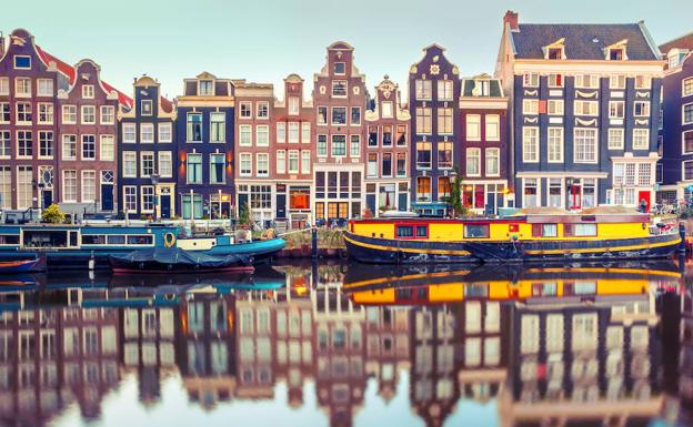 Amsterdam reduce de 60 a 30 días el permiso para alquilar pisos en Airbnb