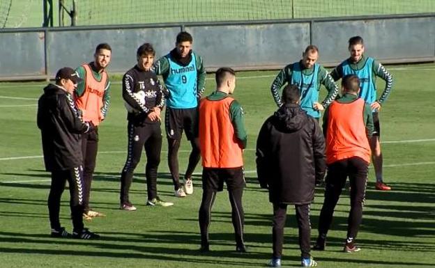 Tensa calma en el entrenamiento del Racing