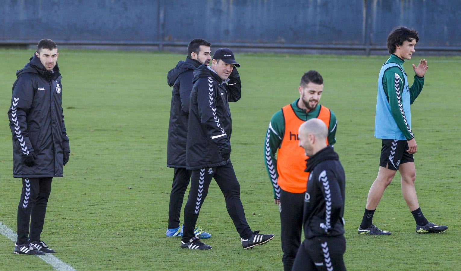 El Racing prepara el importante partido ante el Gernika