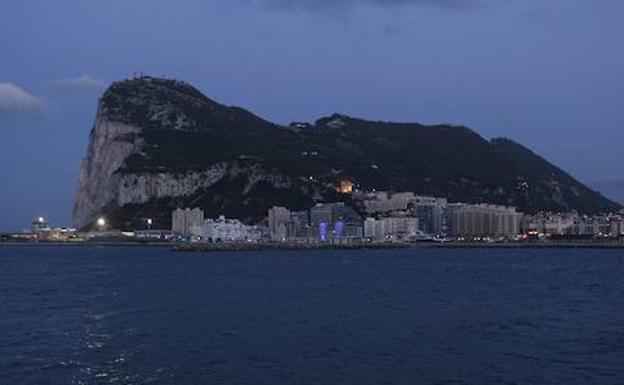 Primera reunión entre España y Reino Unido sobre si se aplicarán a Gibraltar los acuerdos post-Brexit