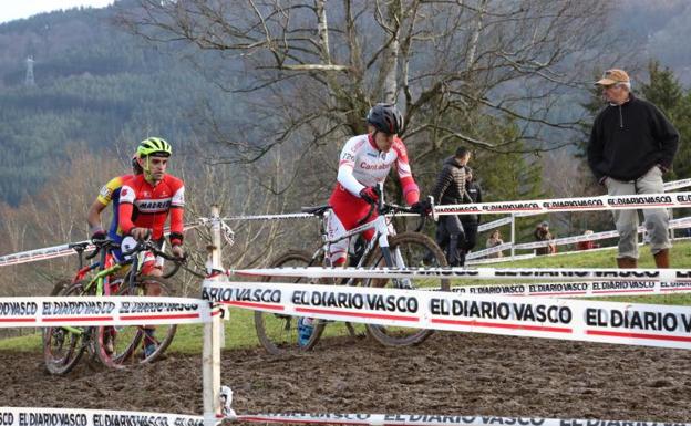 Cantabria, oro en la prueba de relevos del Nacional de Ciclocross