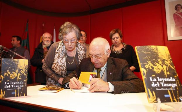 Muere el escritor costumbrista Manuel Bartolomé a los 83 años