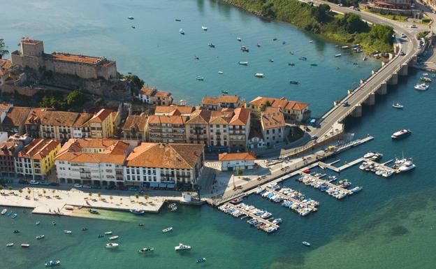 IU impulsa una protesta contra el «macroproyecto» del puerto deportivo de San Vicente