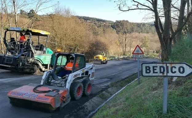 Obras Públicas mejora la carretera entre Cartes y Mercadal