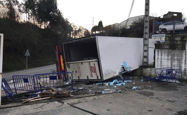 Nueve personas fallecen en las carreteras en el fin de semana, tres de ellos motoristas