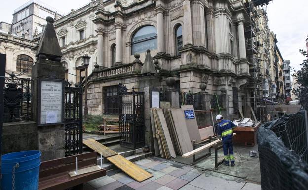 PSOE y PRC reclaman una Comisión para «aclarar las muchas incógnitas» en torno al incendio del Museo de Arte de Santander