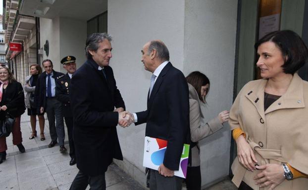 De la Serna cree que podrá redactarse el proyecto para la obra de la reordenación ferroviaria en seis meses