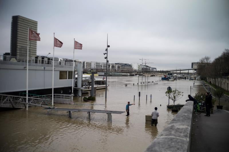 El desbordamiento del río Sena, en imágenes