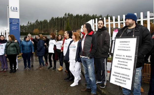 Díaz Tezanos atribuye a motivos ocultos las protestas en el Centro de Dependencia de Sierrallana