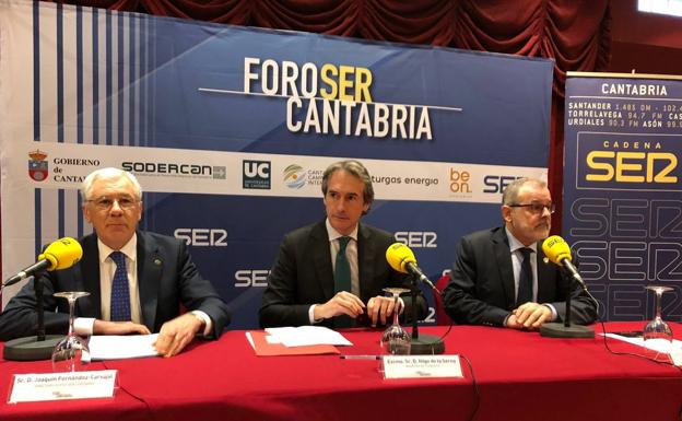 Fomento plantea construir un túnel en Saltacaballo para eliminar el principal punto negro de la A-8