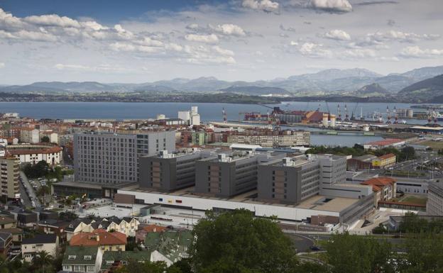 Movellán asegura que el Estado financiará «íntegramente» Valdecilla antes de que acabe la legislatura