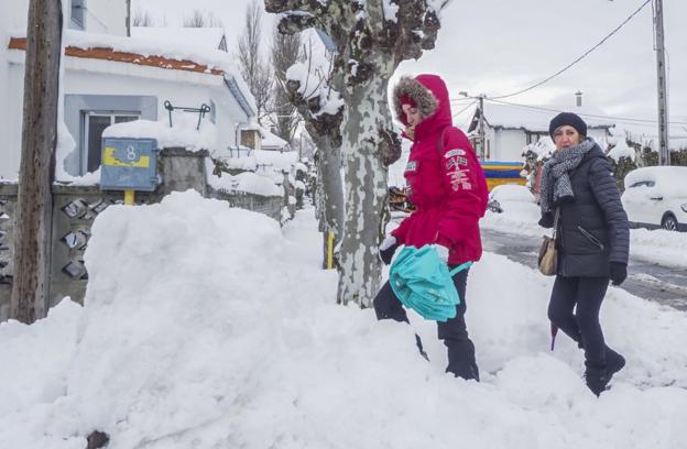 El temporal da una tregua aunque se mantiene la alerta naranja por nevadas