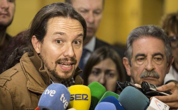 Pablo Iglesias y Alberto Garzón, contra el puerto deportivo de San Vicente