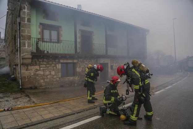 Campoo de Yuso instalará una red de hidrantes para luchar contra los incendios